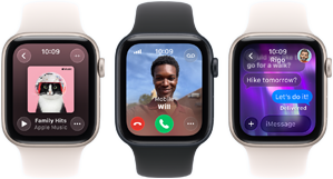 Tre Apple Watch SE 3-enheter ved siden av hverandre. Én viser Musikk-appen, én viser et innkommende anrop og den siste viser meldinger i iMessage