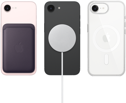 Lommebok av finvev i midnattslilla festet til en iPhone 17e i fargen myk rosa, en iPhone 17e i fargen svart med en MagSafe-lader, og et klart deksel med MagSafe festet til en iPhone 17e i fargen hvit